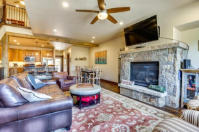 Ski Shuttle and Community Perks Keystone Townhome